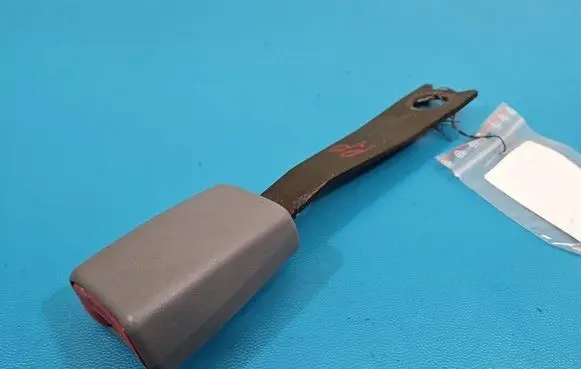 Toyota RAV 4 (XA20) Front seatbelt IMPRK1576908