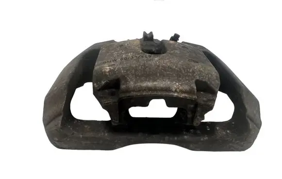 BMW 5 E60 E61 Front brake caliper 6030348