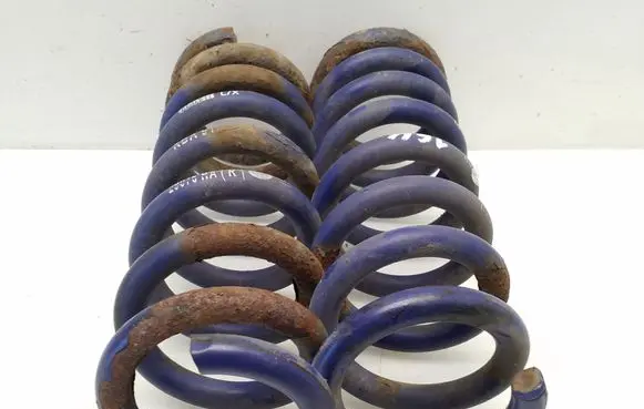 Mercedes-Benz E W212 Rear coil spring