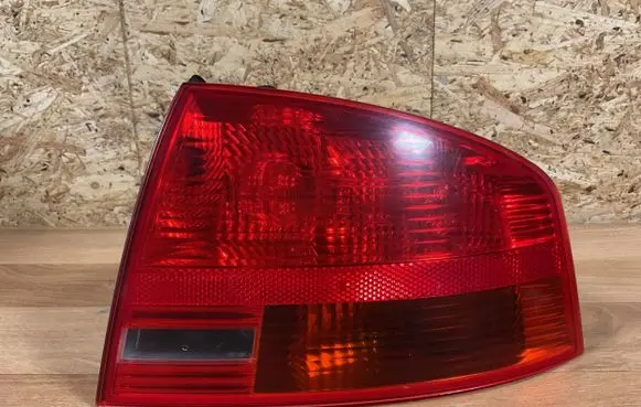 Audi A4 S4 B7 8E 8H Rear/tail lights 965084