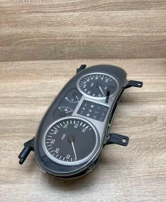 Renault Clio II Speedometer (instrument cluster) 8200261086 21672299