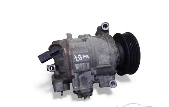 Volkswagen PASSAT B7 Air conditioning (A/C) compressor (pump) 1K0820808A