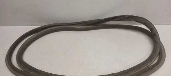 Volkswagen PASSAT B6 Trunk rubber seal (body) 