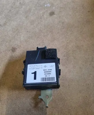 Toyota Auris 150 Door control unit/module 8974102100 S000003645 001599694