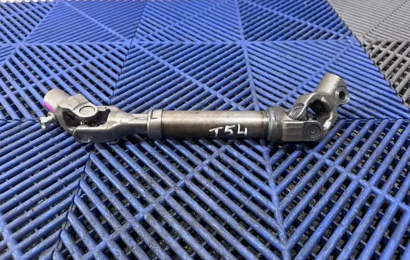 Toyota C-HR I Steering column universal joint 