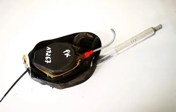 Audi A4 S4 B5 8D Front seatbelt 8d0857705a