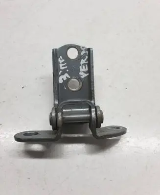 Toyota Corolla Verso AR10 Rear door upper hinge