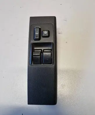 Toyota Corolla Verso E121 Electric window control switch 54355869D 1000422 04473