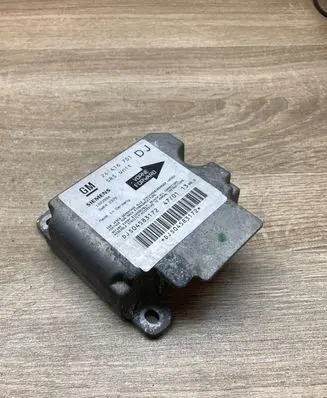 Opel Vectra B Airbag control unit/module 24416701 5WK42975