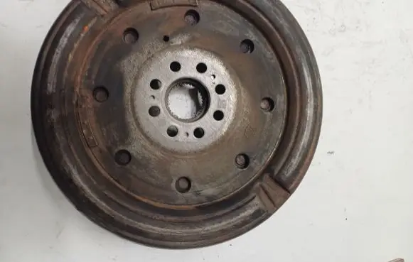 Volkswagen Tiguan Flywheel 04L105266D