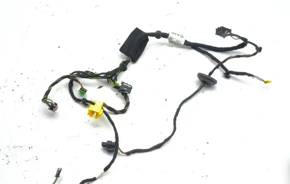 Mercedes-Benz GLK (X204) Front door wiring loom A2045406210
