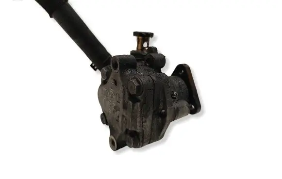 Volkswagen Touareg I Power steering pump 7L6422154A 52405