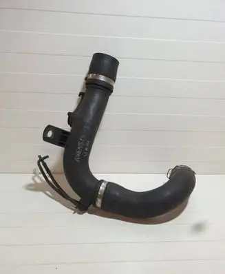 Intercooler hose/pipe