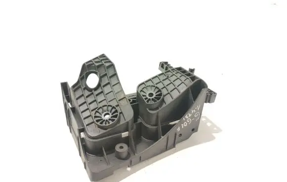 Volkswagen Golf VI Fuse box cover 1K0907361
