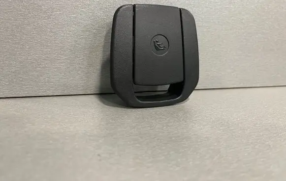 BMW 3 E90 E91 ISOFIX cover 7118673