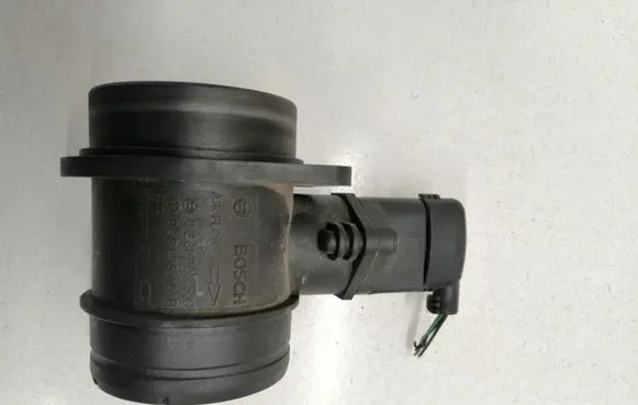 Audi A3 S3 8P Mass air flow meter 0281002531 038906461B