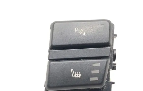 BMW 5 E60 E61 Seat heating switch 9140333