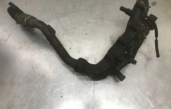 Peugeot 607 Thermostat housing 9633699980