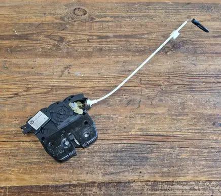 BMW 3 E90 E91 Tailgate/trunk/boot lock/catch/latch 51247119049 7119049
