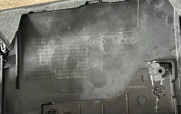 KIA Sportage Dashboard 84721F1000