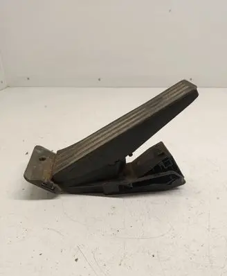 BMW 5 F10 F11 Accelerator throttle pedal 6852644