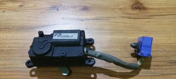 Mazda Xedos 6 Air flap motor/actuator ga700ga5r2g ga700ga5r-2g