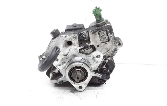 Volvo XC70 Fuel injection high pressure pump 30756125 0445010111