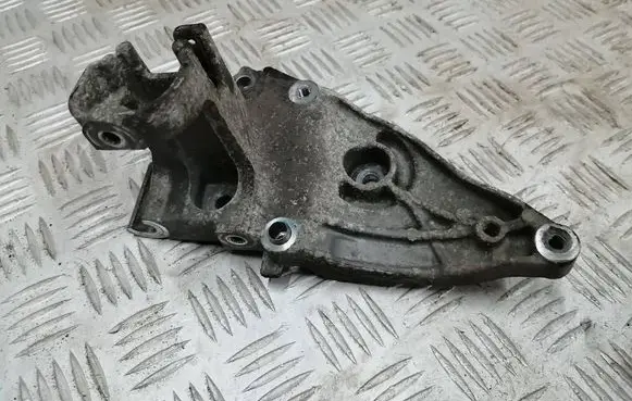 Opel Crossland X Engine mounting bracket 9808696880