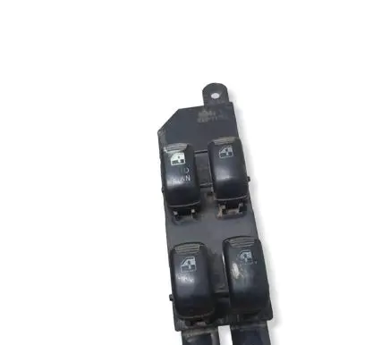 Hyundai Santa Fe Electric window control switch S4LH215S10