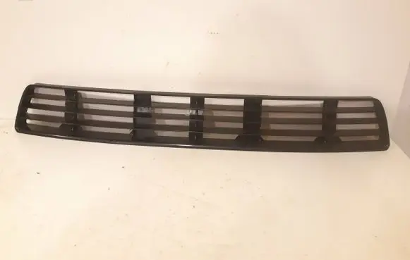 Audi A4 S4 B5 8D Front bumper lower grill 8D0807683