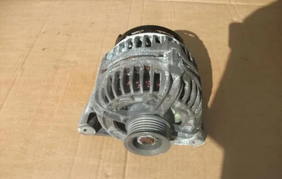 Porsche Cayman 987 Generator/alternator 99760302202 14V150A
