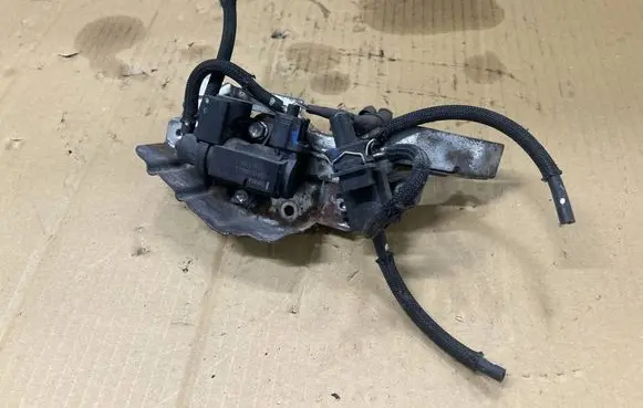 Toyota Auris 150 Turbo solenoid valve 258190R011