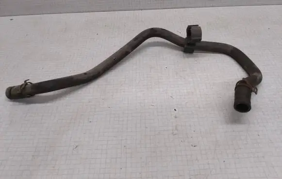 Volkswagen Golf V Engine coolant pipe/hose