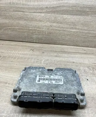 Opel Astra G Engine control unit/module ECU 24467018 0281010859