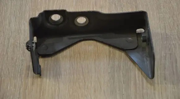 Chevrolet Orlando Headlight/headlamp mounting bracket 