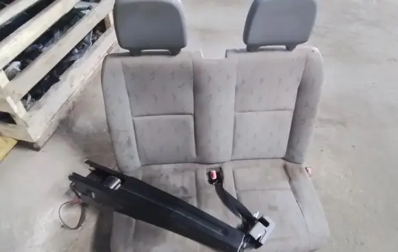 Volkswagen II LT Front double seat 