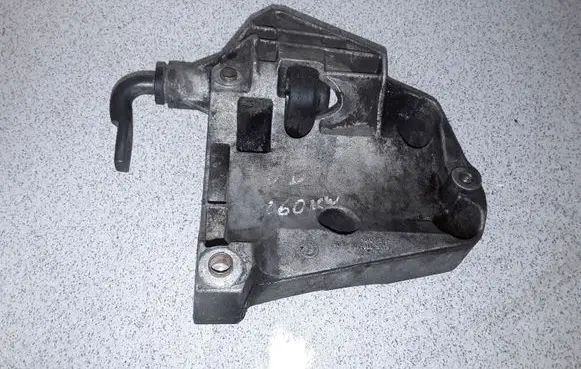 BMW 7 E65 E66 A/C compressor mount bracket 64557786708 7786708