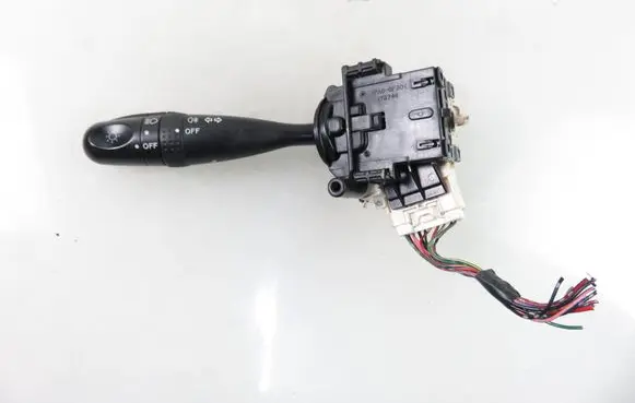 Suzuki Grand Vitara II Wiper turn signal indicator stalk/switch 