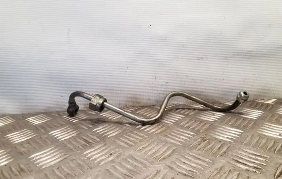 Dodge Nitro Turbo turbocharger oiling pipe/hose