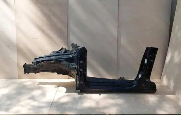 Front quarter panel
