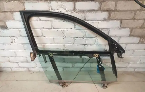 Audi A4 S4 B7 8E 8H Front window lifting mechanism without motor 8E0837630