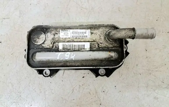 Toyota Corolla Verso AR10 Engine oil radiator 157100R01000