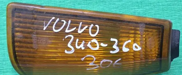 Volvo 340 - 360 Front indicator light