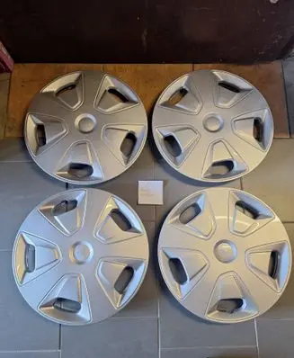 Ford Transit Custom R15 wheel hub/cap/trim JK211130DB
