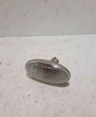 Mazda 3 I Front fender indicator light P2829