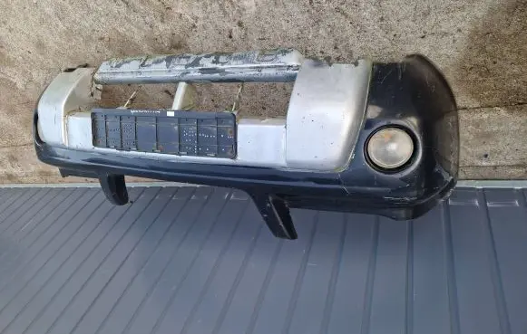 Nissan X-Trail T30 Front bumper