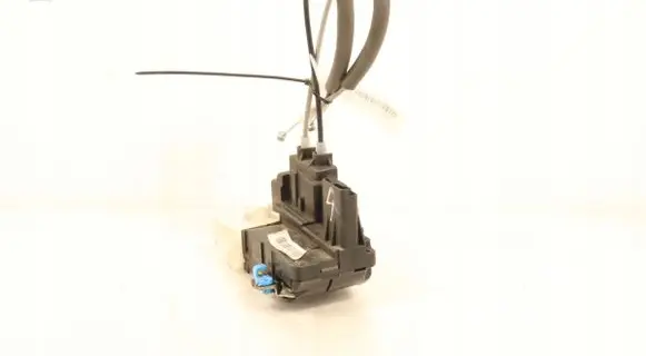 Hyundai i20 (PB PBT) Front door lock 813201J030