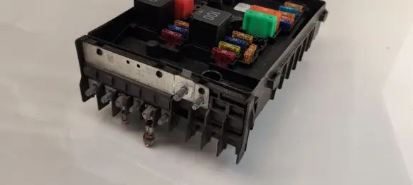 Volkswagen Golf VI Fuse box set 1K0937125D