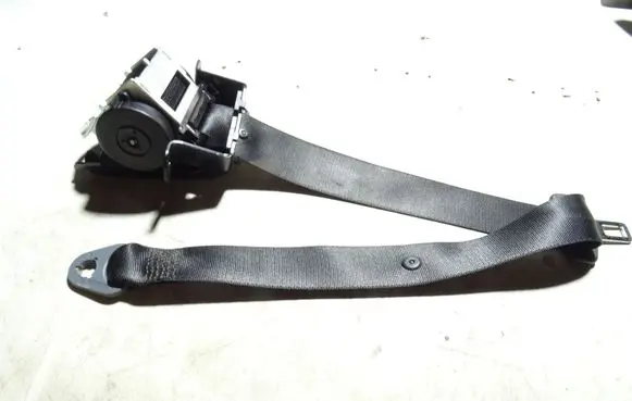 Mercedes-Benz B W245 Middle seatbelt (rear) 1698603185