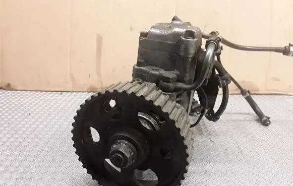 Ford Galaxy Fuel injection high pressure pump 0460404985 028130110H